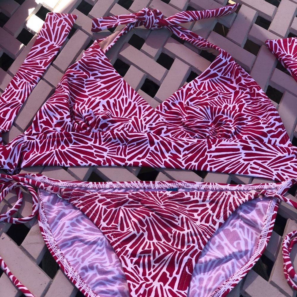 BCBG MAXAZRIA 3-piece Bikini , Sz MEDIUM